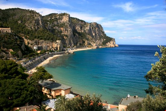 Baia dei Saraceni Scatti della baia Shutterstock.com 